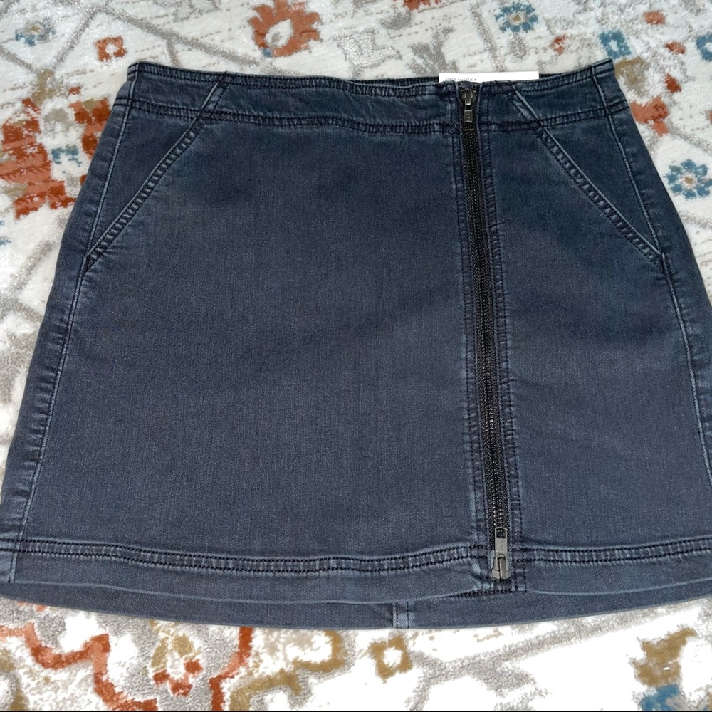 American Eagle Black Mini Skirt